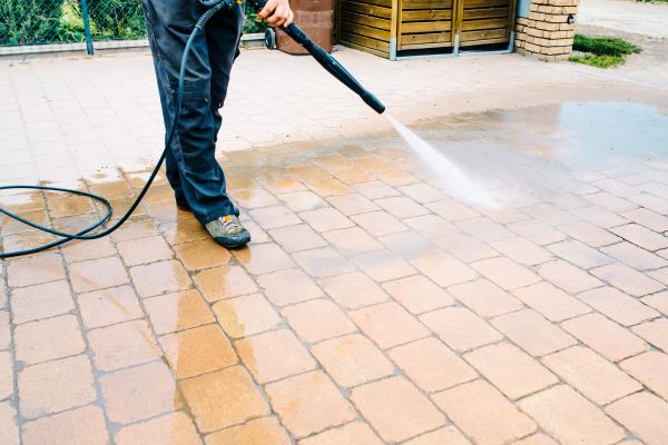 Pavement Staining in Ringgold